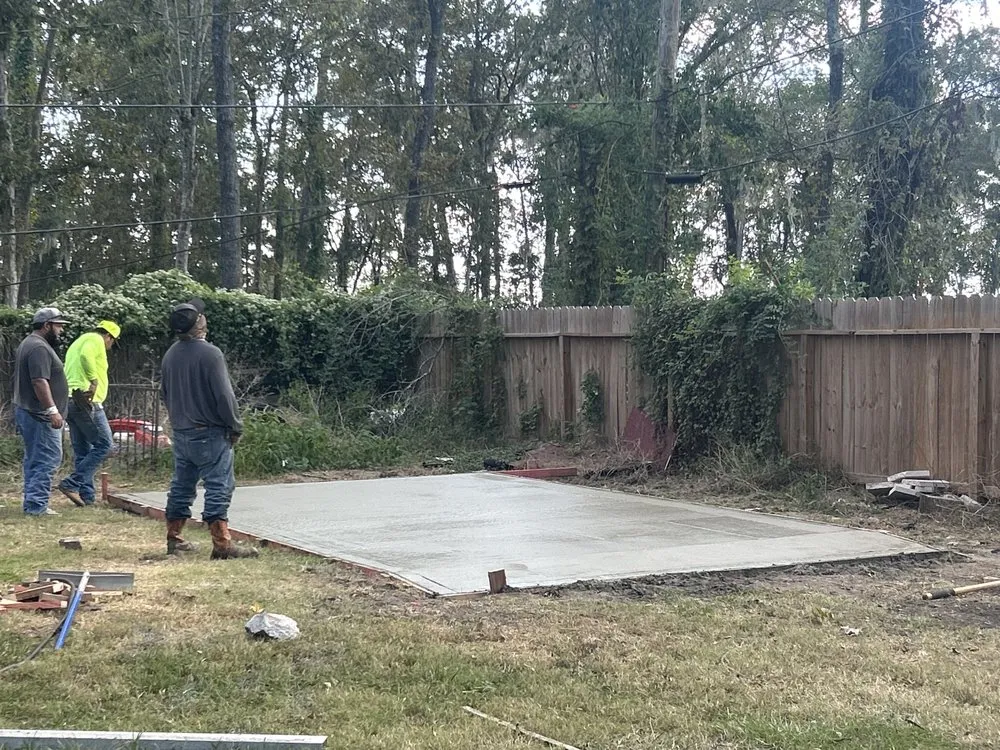 Custom lawn mowing service in Liberty, TX - JR's Lawn Care & Landscaping