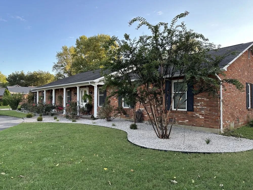 Expert yard cleanup service near you across Saint Louis, MO - JR’s Lawn Care