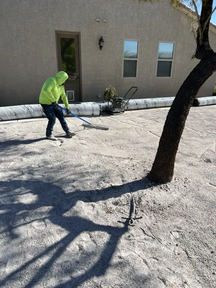 Expert lawn care service experts serving Henderson, NV - Jr's Lawn Maintenance