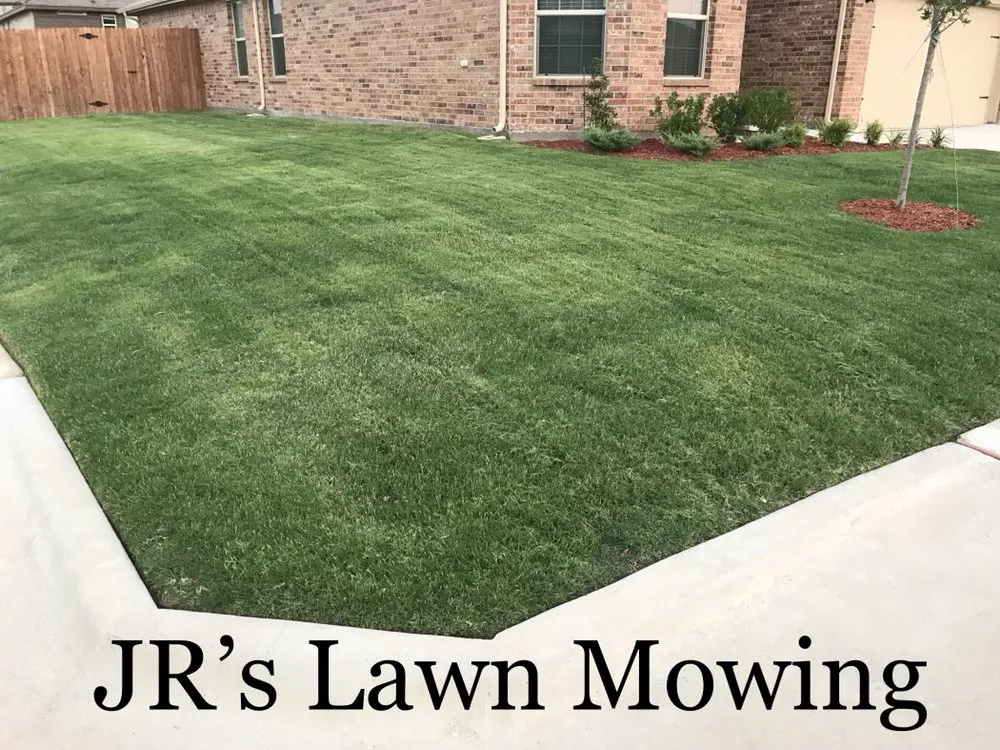 Expert lawn care service in Saginaw, TX by JRs Lawn Mowing Service