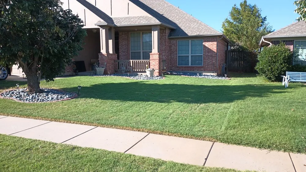 Trusted outdoor landscaping in Oklahoma City, OK - J.R.'s lawn service