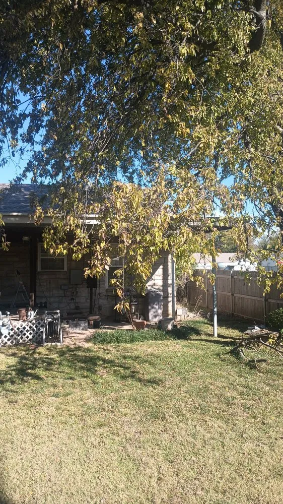 Reliable garden landscaping in Oklahoma City, OK by J.R.'s lawn service