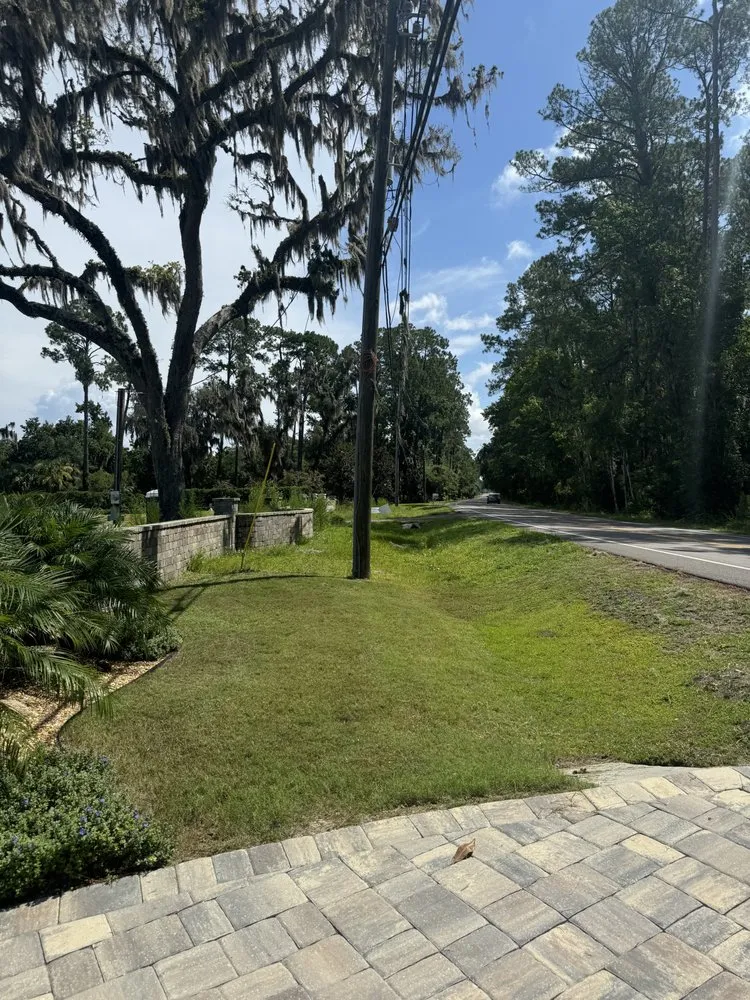 Local lawn care service in Middleburg, FL - JR’s Lawn Works
