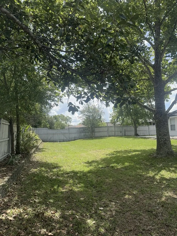 Top-rated landscape design in Middleburg, FL by JR’s Lawn Works