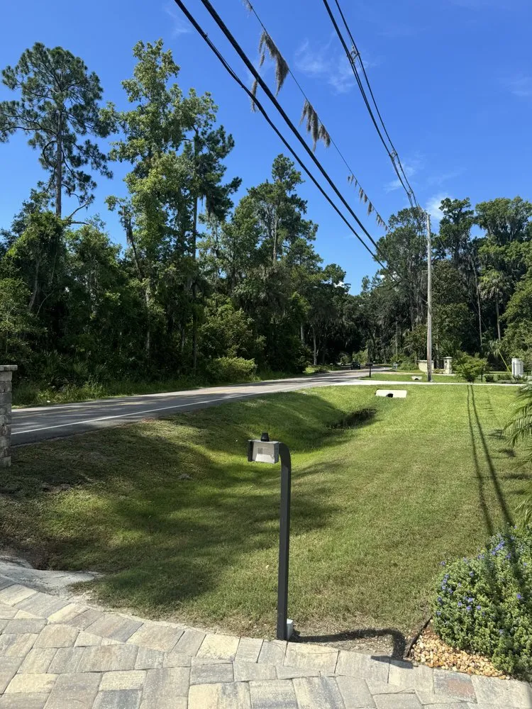 Reliable yard cleanup service for beautiful yards across Middleburg, FL - JR’s Lawn Works