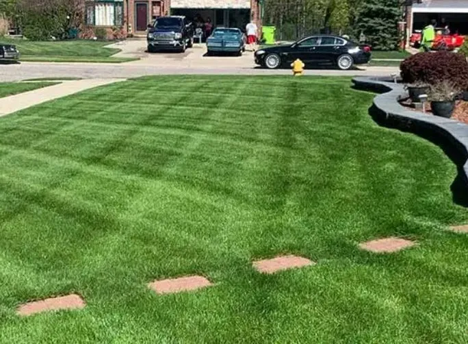 Professional lawn mowing service in Omaha, NE by JR’s Outdoor Services