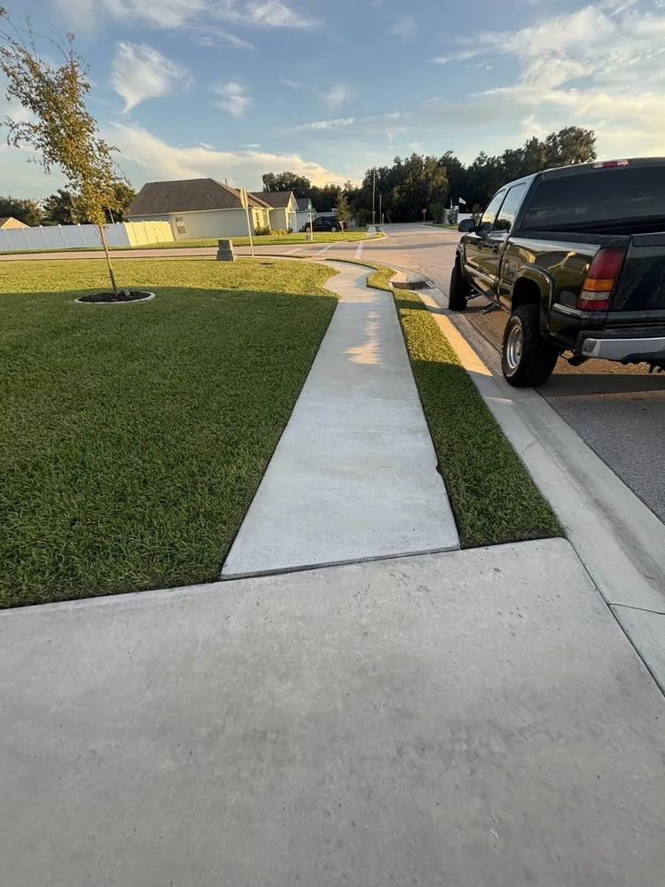 Reliable lawn mowing service for homes across Bartow, FL - JR’s Outdoor Solutions