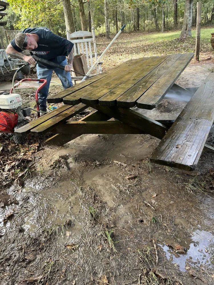 Local landscaping services for residential properties across Splendora, TX - Jr’s Pressure Washing