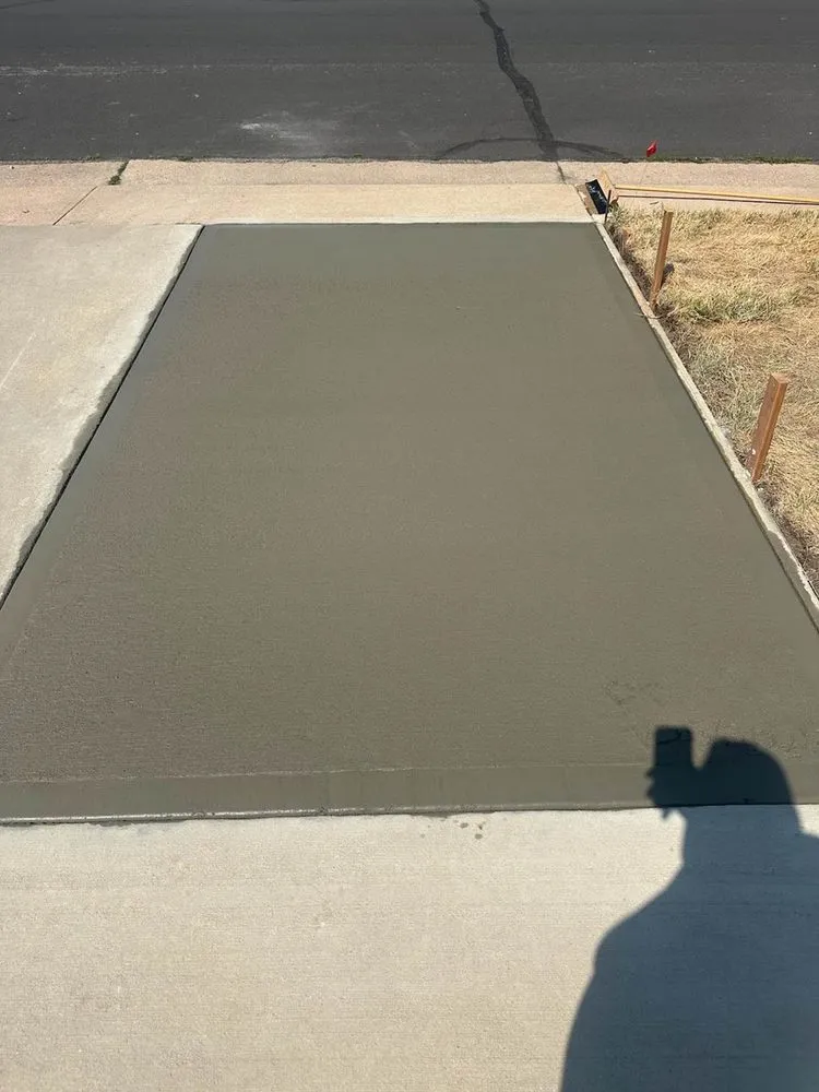 Local lawn care service experts serving Aurora, CO - Jr's Tree Services