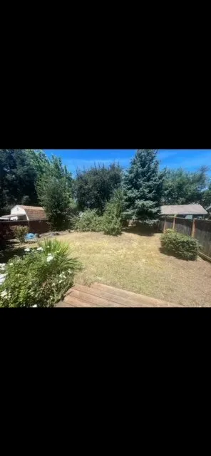 Reliable landscape design experts serving Portland, OR - J.R's Yard Cleaning and Landscaping