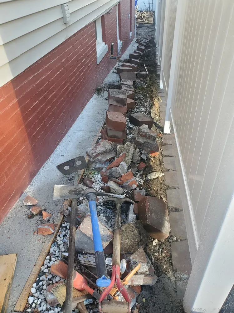 Custom lawn care service experts serving Providence, RI - JRV Construction