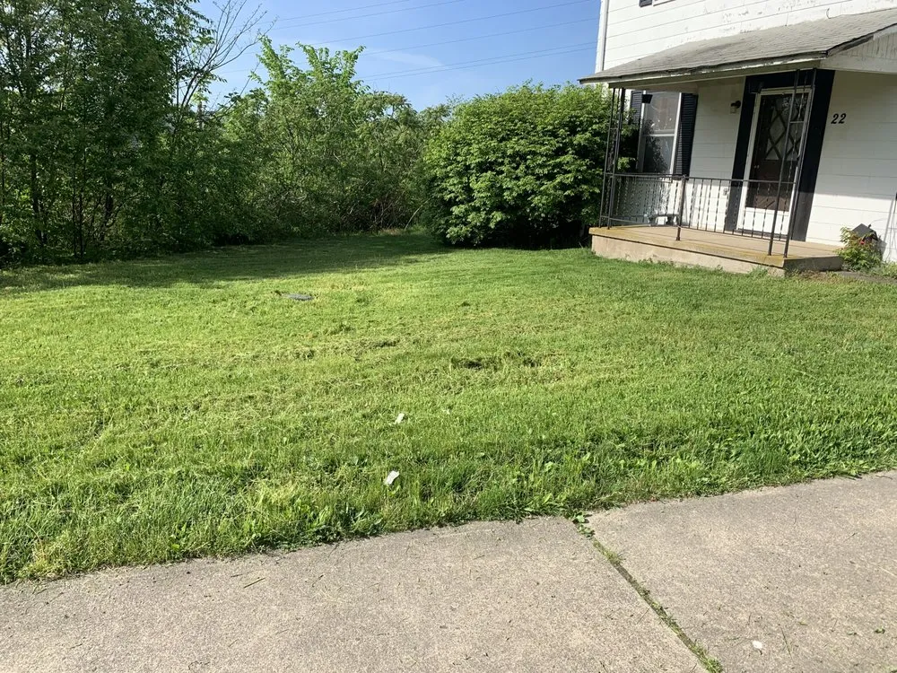 Custom yard maintenance in Plymouth, PA - J’s clean cut yards LLC