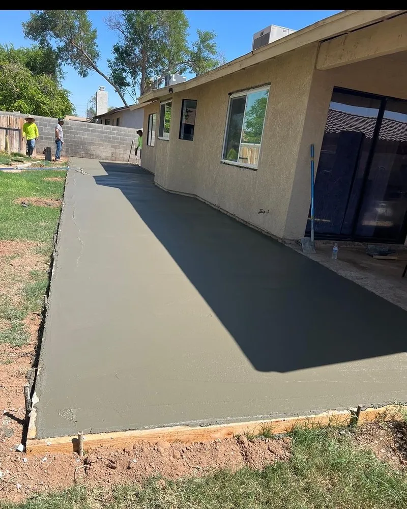 Expert lawn mowing service in Yuma, AZ by J’s Concrete & Landscape