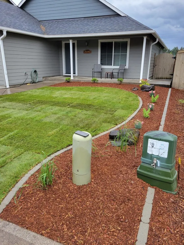 Reliable lawn mowing service in Vancouver, WA - J's Custom Landscaping