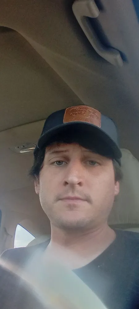 Custom outdoor landscaping experts serving Wetumpka, AL - Js Cuts And Mulch