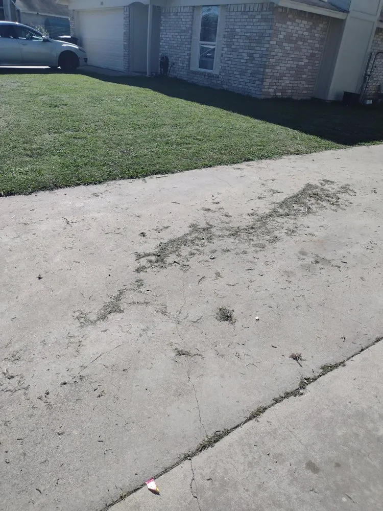 Trusted yard cleanup service in Killeen, TX by J's Gifted Hand Lawn Care