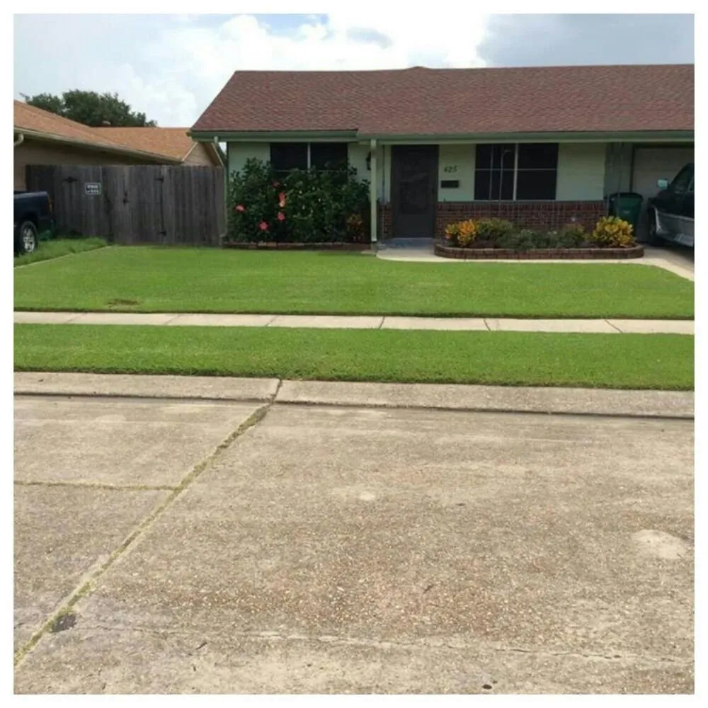 Custom lawn mowing service experts serving Port Sulphur, LA - J&S Grounds Maintenance