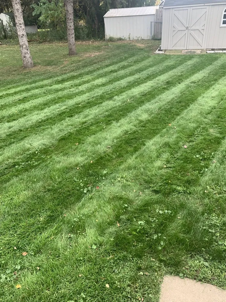 Custom garden landscaping experts serving Toledo, OH - J’s Handyman & Lawn Services