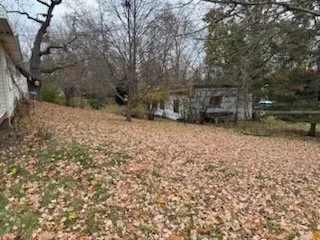 Custom residential landscaping near you in Toledo, OH by J’s Handyman & Lawn Services