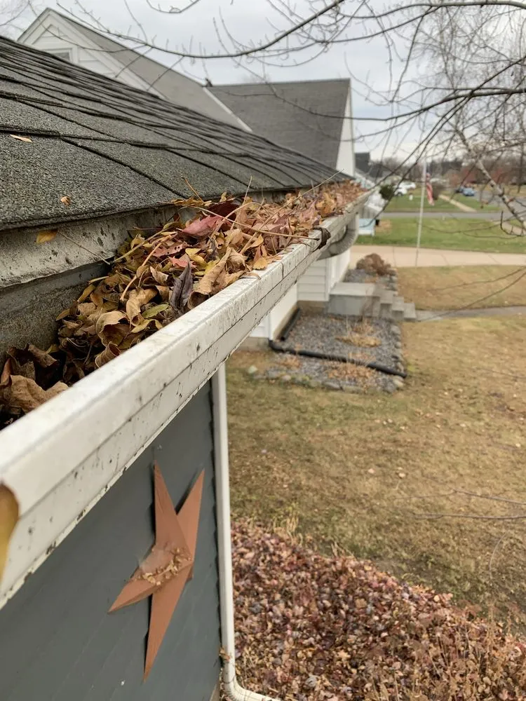 Top-rated garden landscaping in Toledo, OH - J’s Handyman & Lawn Services