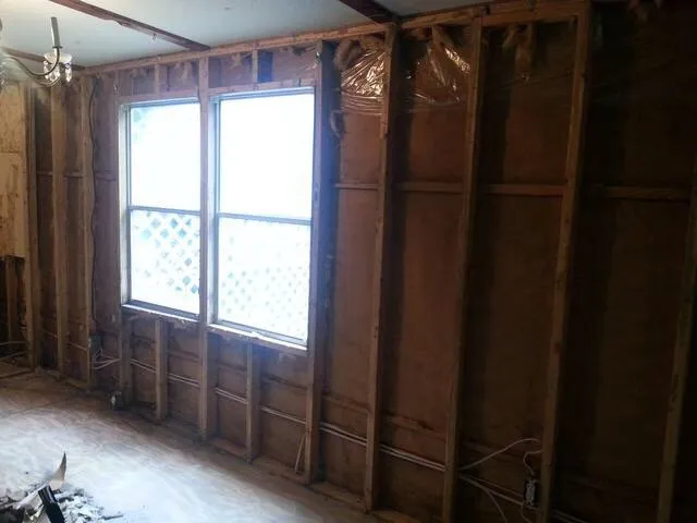 Local yard cleanup service for beautiful yards across Davenport, IA - JS Handyman Service