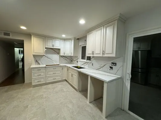 J’s Home Improvements Logo