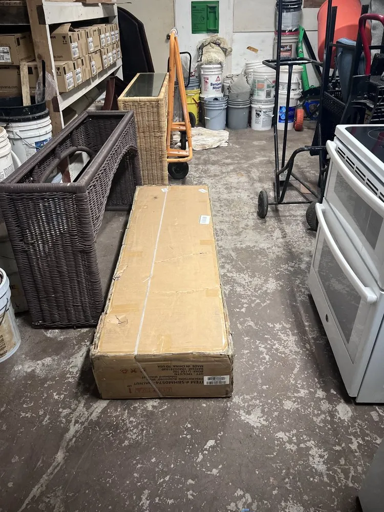 Trusted yard cleanup service in Kailua-Kona, HI by J’s Home Services