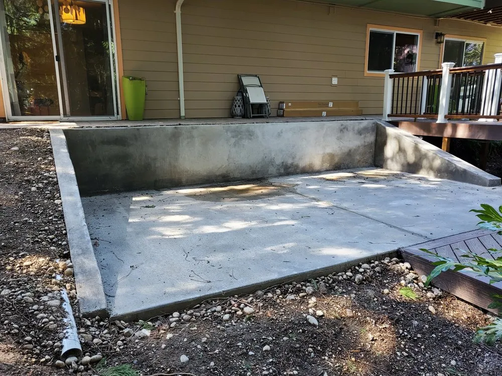 Professional garden landscaping for residential properties in Burien, WA by JS Landscape & Excavation