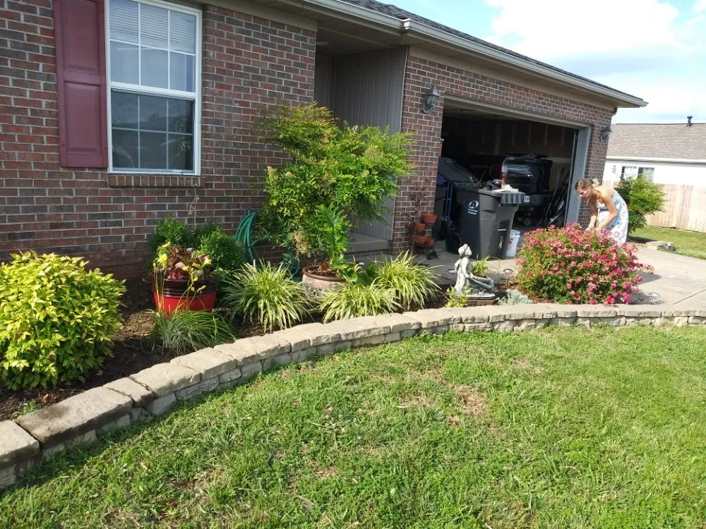 Local garden landscaping for beautiful yards across Evansville, IN - JS Landscape