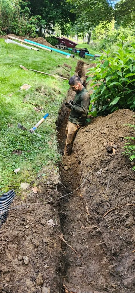 Expert yard cleanup service experts serving Danbury, CT - JS Landscaper