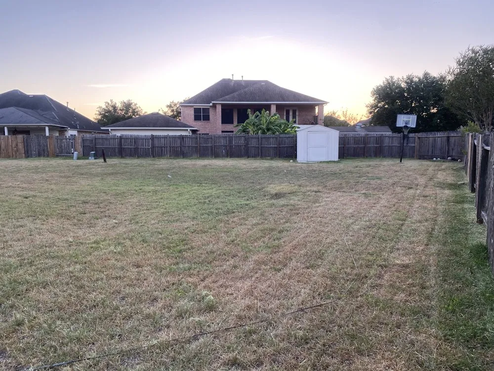 Reliable residential landscaping experts serving Channelview, TX - J’s Landscaping