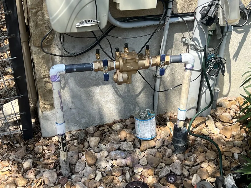 Trusted yard cleanup service in Del Valle, TX by JS Landscaping