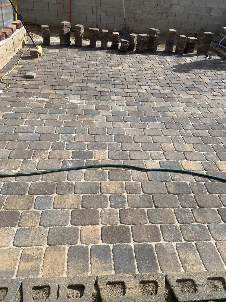 Affordable yard maintenance for homes across Las vegas, NV - J&S Landscaping