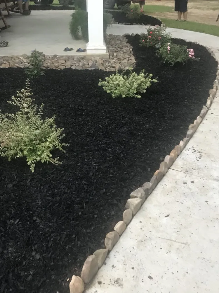Reliable yard maintenance near you in Ponchatoula, LA by J&S Landscaping