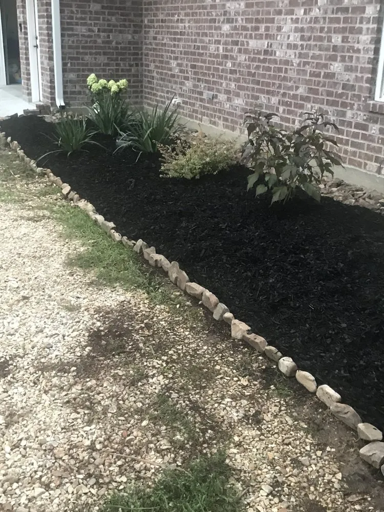 Trusted lawn care service experts serving Ponchatoula, LA - J&S Landscaping