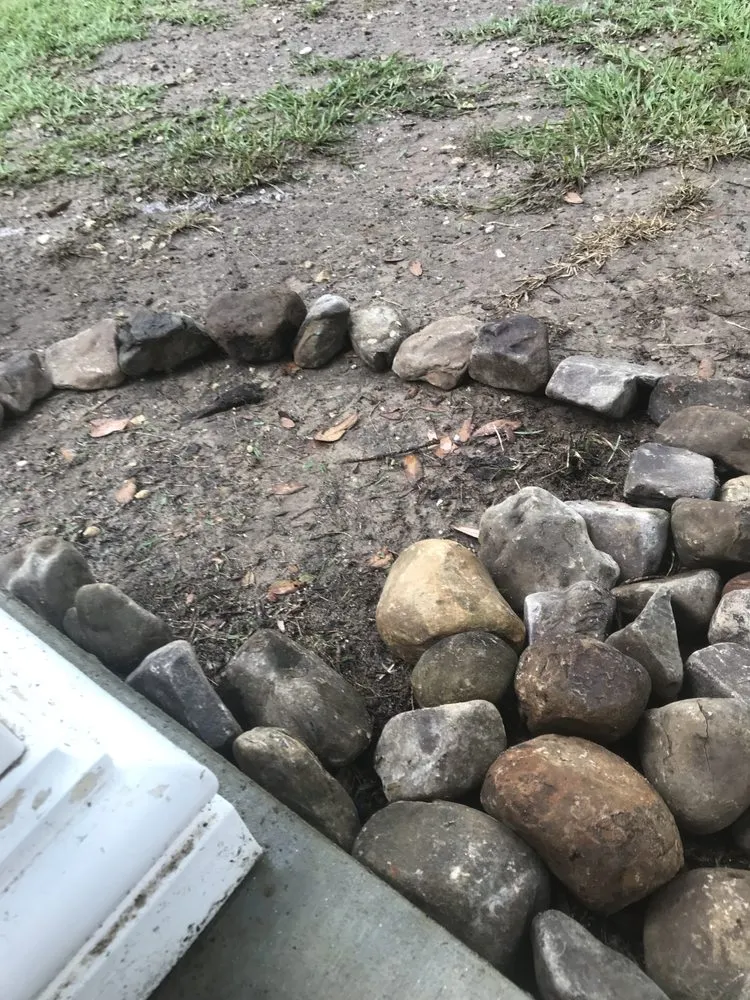 Top-rated landscaping services for beautiful yards in Ponchatoula, LA by J&S Landscaping