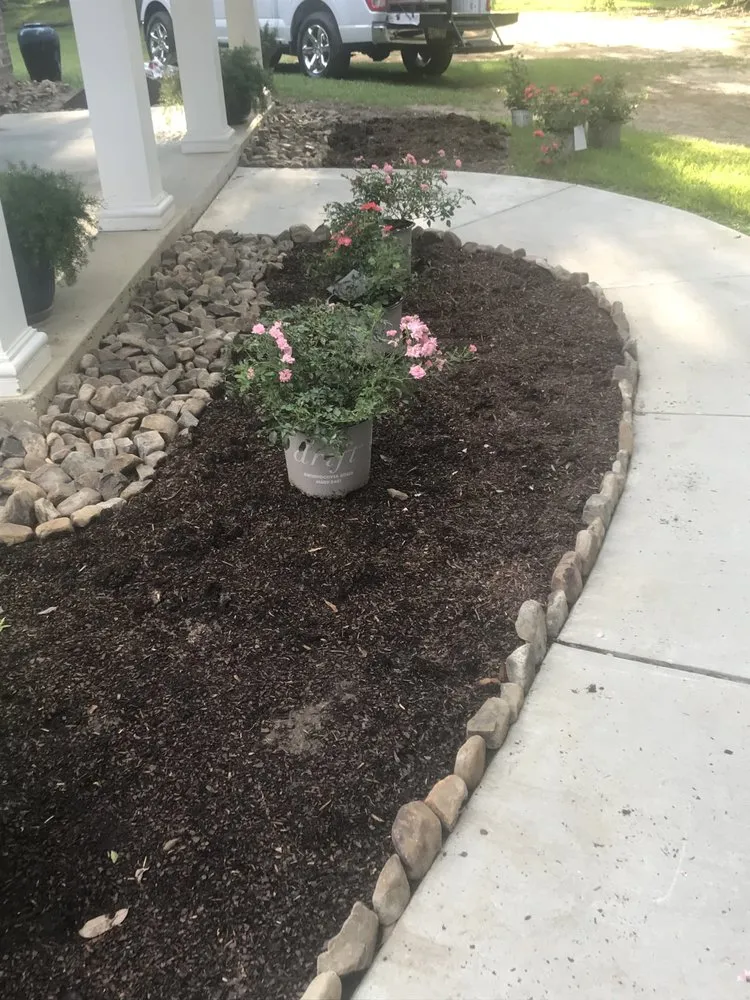 Local lawn care service in Ponchatoula, LA - J&S Landscaping