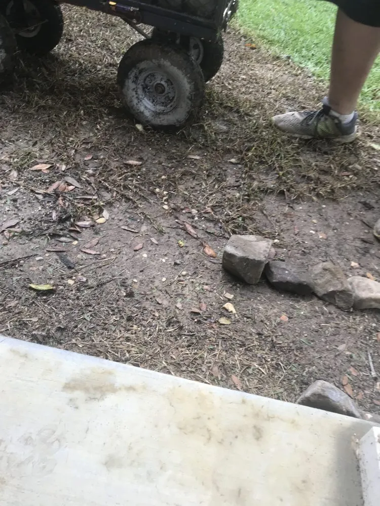 Top-rated lawn care service for year-round maintenance in Ponchatoula, LA by J&S Landscaping