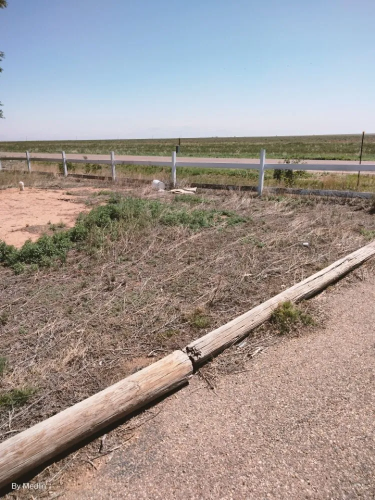 Professional yard maintenance experts serving Portales, NM - J&S Landscaping