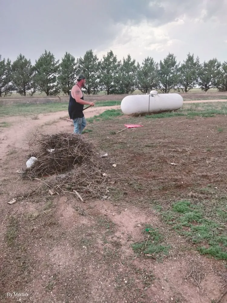 Local yard cleanup service in Portales, NM - J&S Landscaping