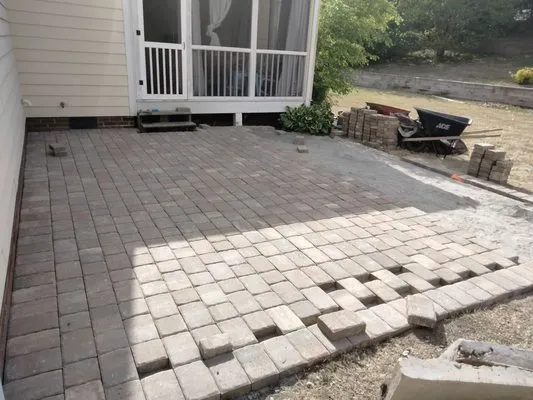 JS Landscaping Service’s Logo