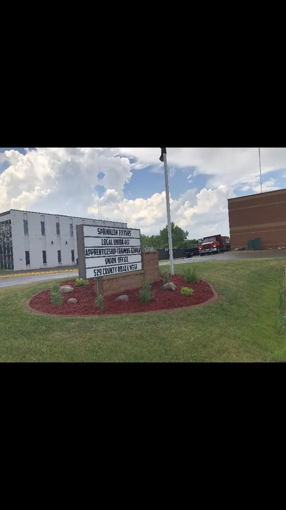 Top-rated landscaping services experts serving Oak Grove, MN - J's Lawn and Landscape Service