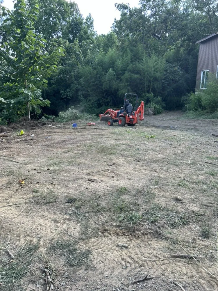 Custom lawn mowing service for homes in Feasterville-Trevose, PA by JS lawn care