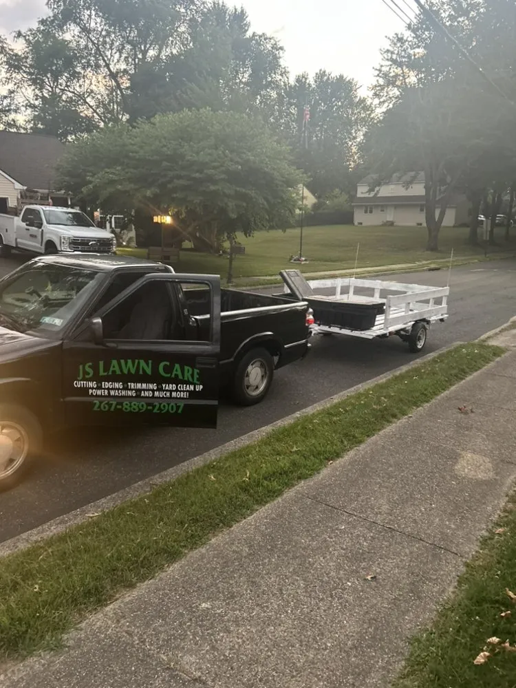 Professional lawn mowing service for homes across Feasterville-Trevose, PA - JS lawn care