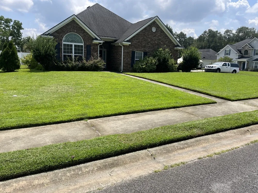 Trusted lawn care service in Hinesville, GA - Js Lawn Care