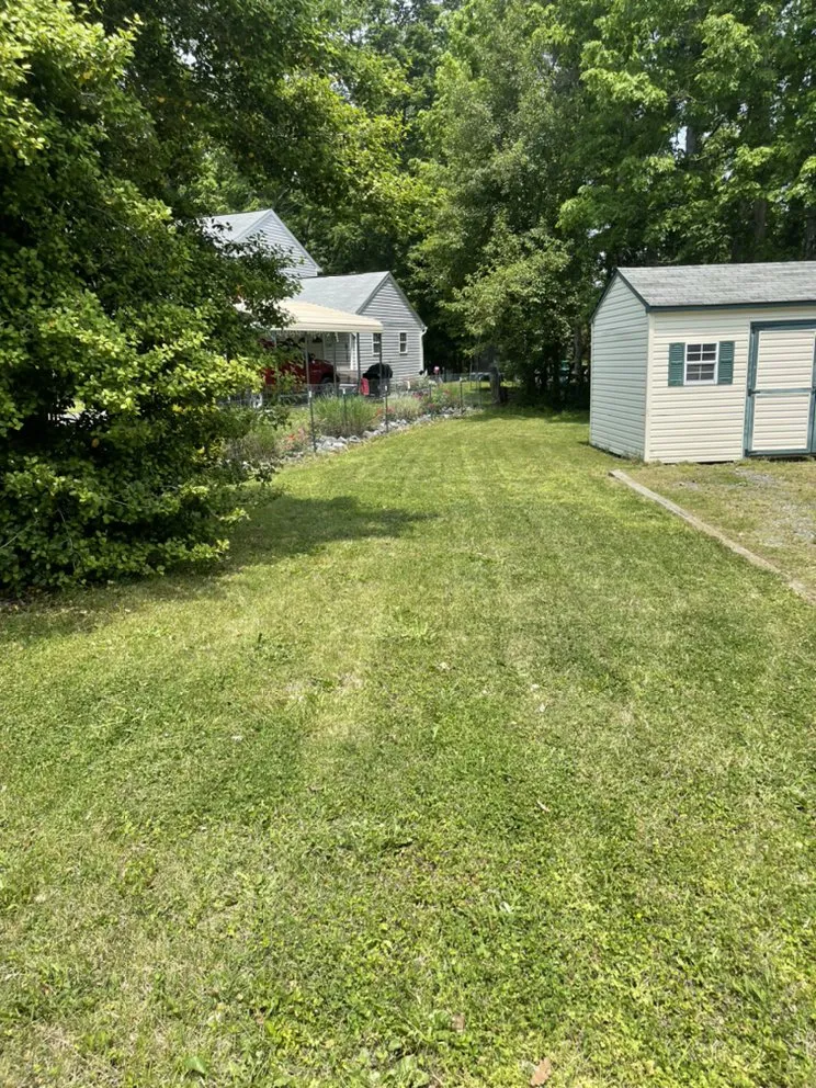 Affordable landscape design in Lusby, MD by JS Lawn Care Services