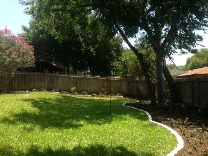 Custom lawn care service experts serving Elmendorf, TX - Js Lawn Service And Landscaping Designs