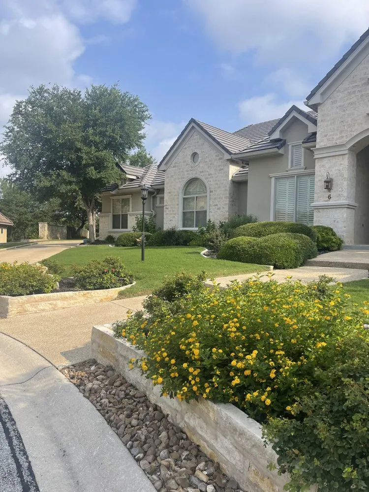 Reliable landscape design experts serving Elmendorf, TX - Js Lawn Service And Landscaping Designs