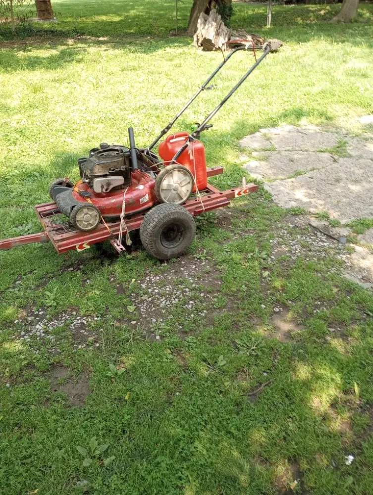 Custom yard cleanup service experts serving Granite City, IL - J&S Lawncare + More