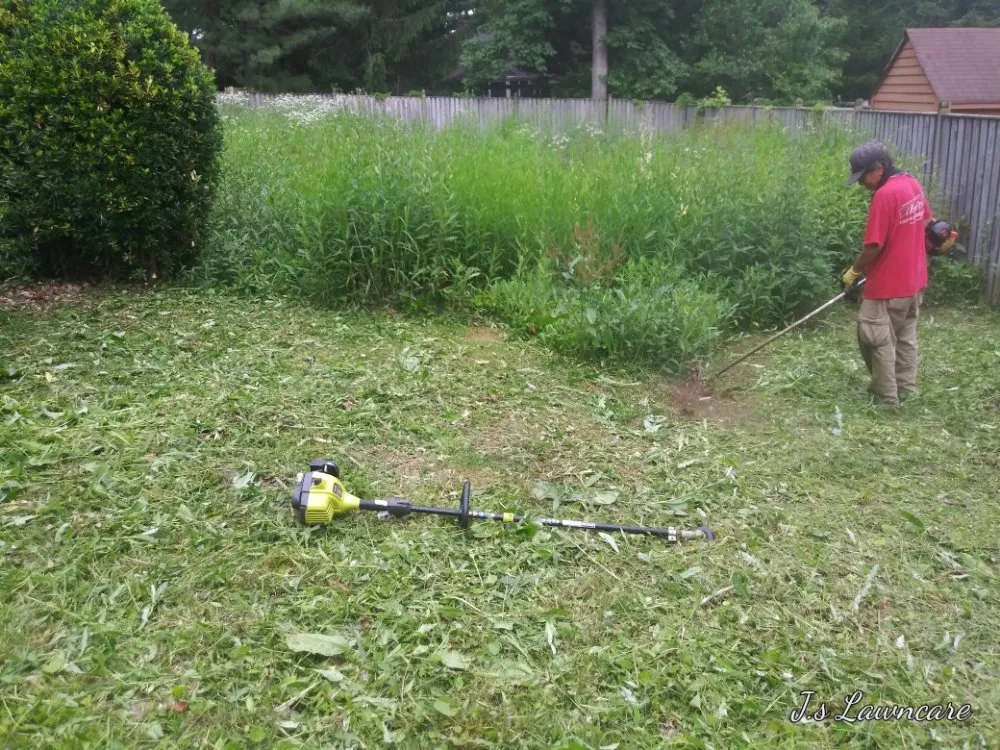 Expert landscaping services in Riverdale, MD - JS Lawncare